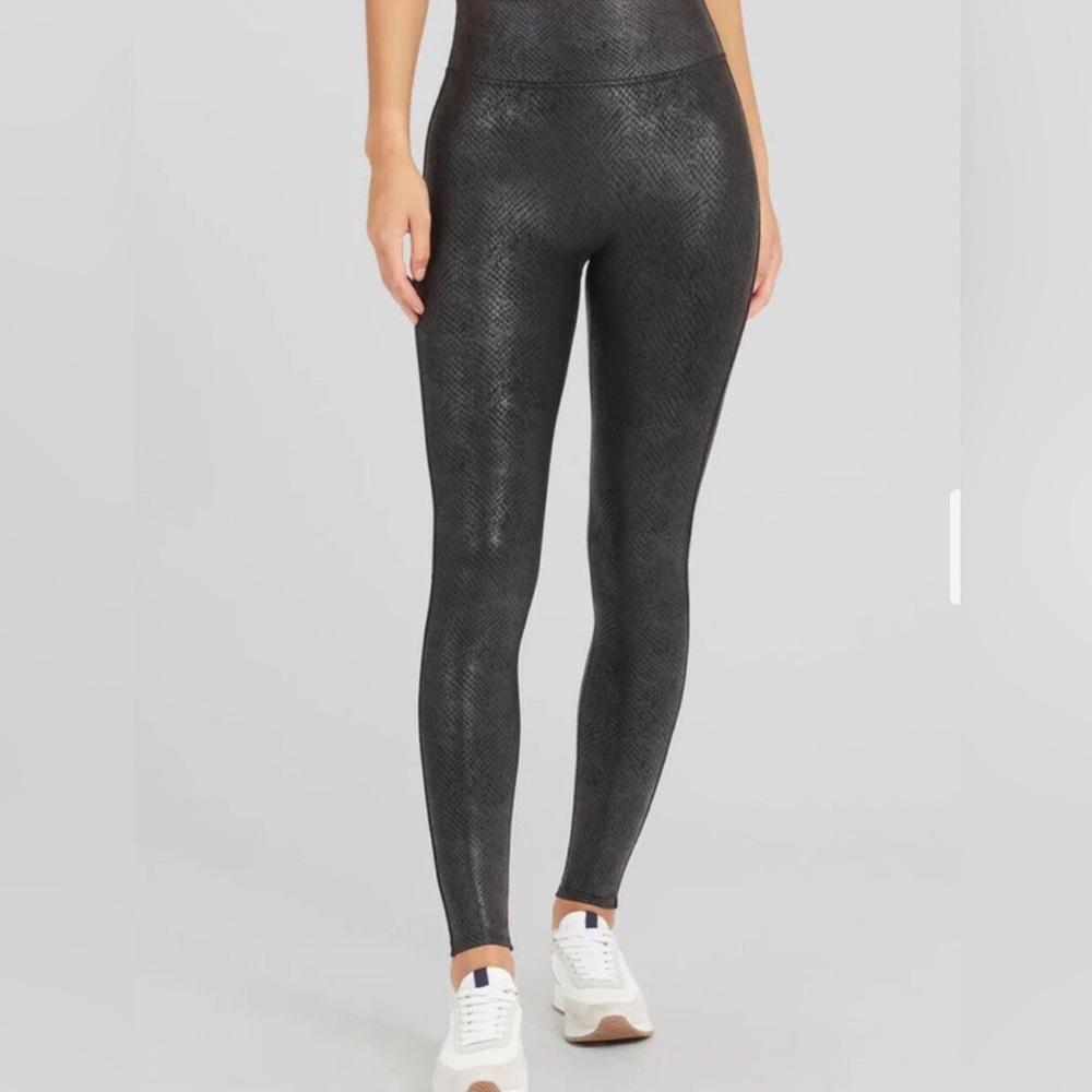SPANX Charcoal Snake Print Leggings